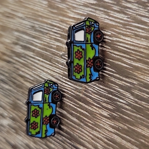Other - Scooby-Doo Mystery Machine Stud Earrings, unisex